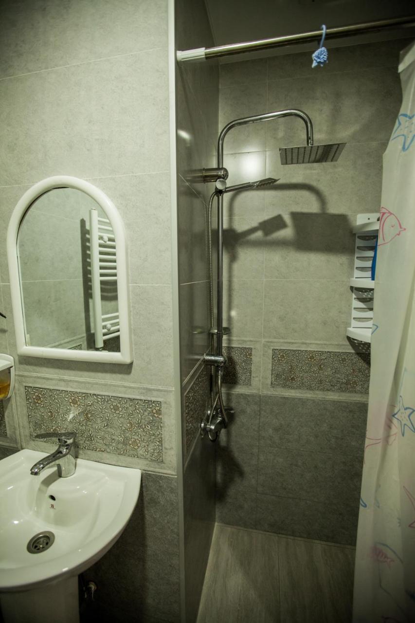 Guest House Didis Tbilisi Esterno foto